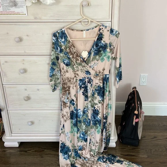 NWT Pink Blush Maternity floral sash dress - Picture 2 of 2